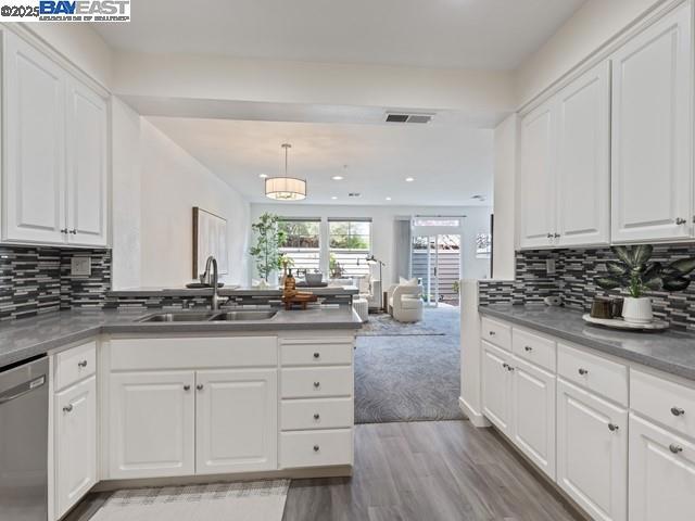 130 Sutter Creek Ln, San Ramon CA: https://media.crmls.org/mediaz/c1f0da5d-c1d4-4a69-baab-f84e765cba14.jpg