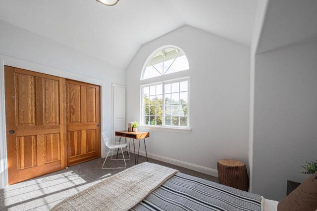 60 Brown Road, San Juan Bautista CA: https://media.crmls.org/mediaz/c1f1227f-faf9-477f-b9b3-66f27abed4fd.jpg