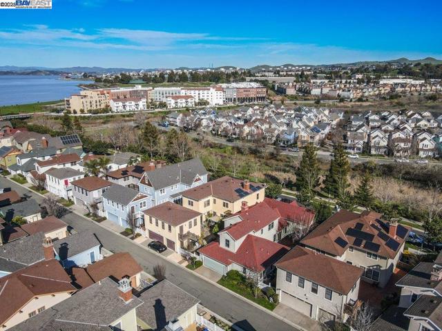 1166 Taraya Terrace, Hercules CA: https://media.crmls.org/mediaz/c1f3da4b-a08f-4c65-bb2b-4f70e962bbfe.jpg