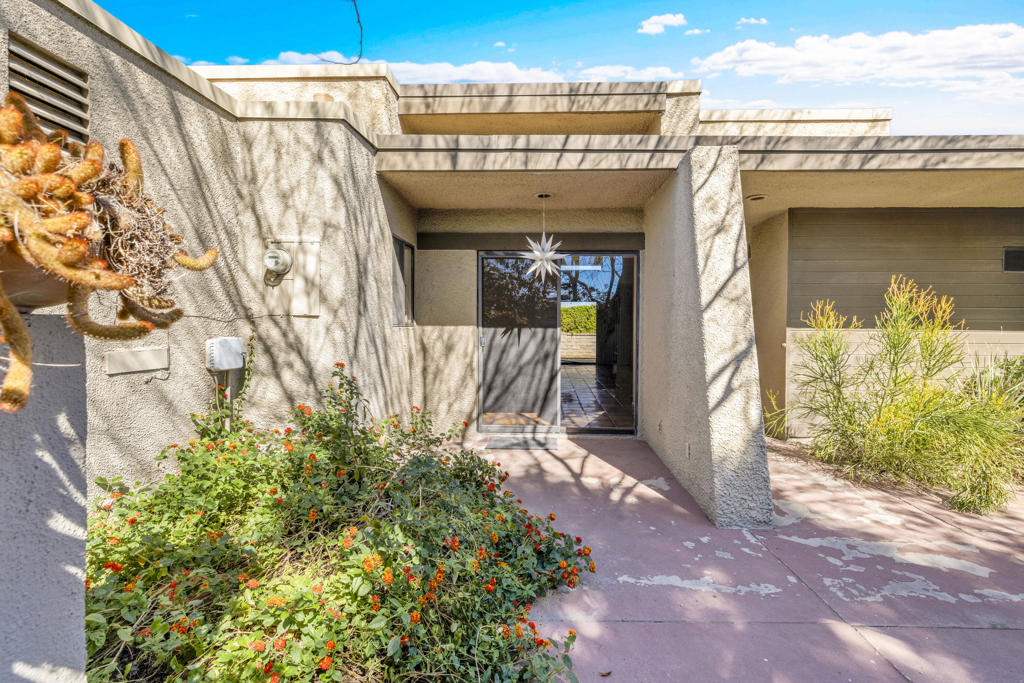 MLS #219137230PS image #3