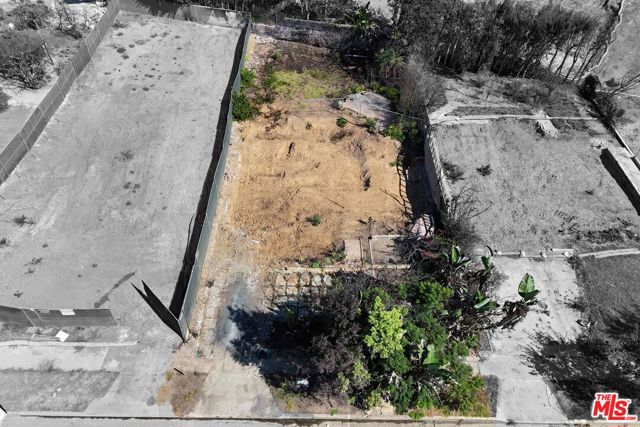 636 Baylor Street photo 1