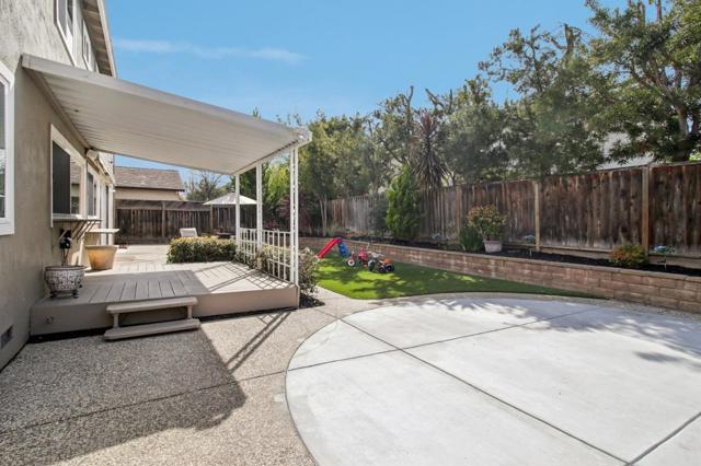 Image 44 of 69 For 10703 Pebble Place