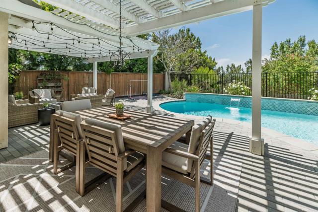 1569 Glencrest Drive, San Marcos CA: https://media.crmls.org/mediaz/c1f867a5-602f-4972-94c1-fe906e953081.jpg