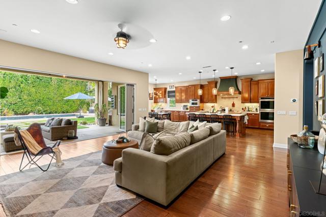 15740 Bacara Ct, San Diego CA: https://media.crmls.org/mediaz/c1f970ce-61cc-4109-a98a-dd6a36e5f3f7.jpg