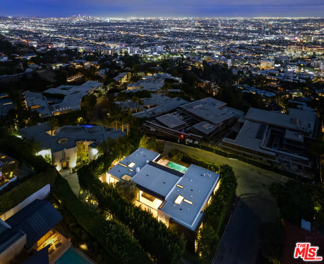 1450 Blue Jay Way, Los Angeles, California 90069, 5 Bedrooms Bedrooms, ,5 BathroomsBathrooms,Single Family Residence,For Sale,Blue Jay,24428149