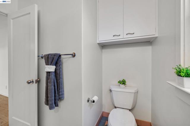 Image 15 of 47 For 15126 Andover St