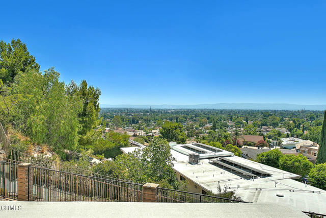 11830 Babbitt Avenue, Granada Hills CA: https://media.crmls.org/mediaz/c1fbb532-6b06-40c9-a54d-5faa477cd7fd.jpg