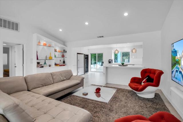 68159 Mountain View Road, Cathedral City CA: https://media.crmls.org/mediaz/c1fbe4d0-1644-4727-b2a0-7450bcc53b2f.jpg