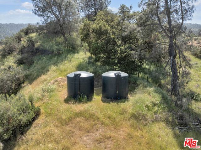 770 Limekiln Road, Hollister CA: https://media.crmls.org/mediaz/c1fc17f7-c8af-46aa-aa17-49b17f1813c9.jpg