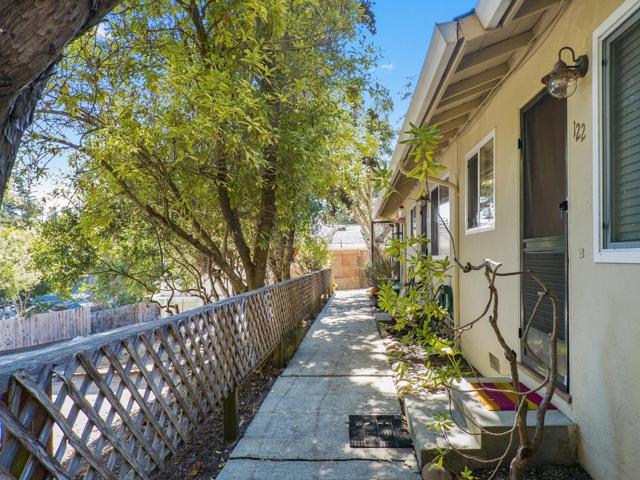 118 Beulah Court, Santa Cruz CA: https://media.crmls.org/mediaz/c1fcaf61-482a-497d-a1e0-6a8922004cb4.jpg
