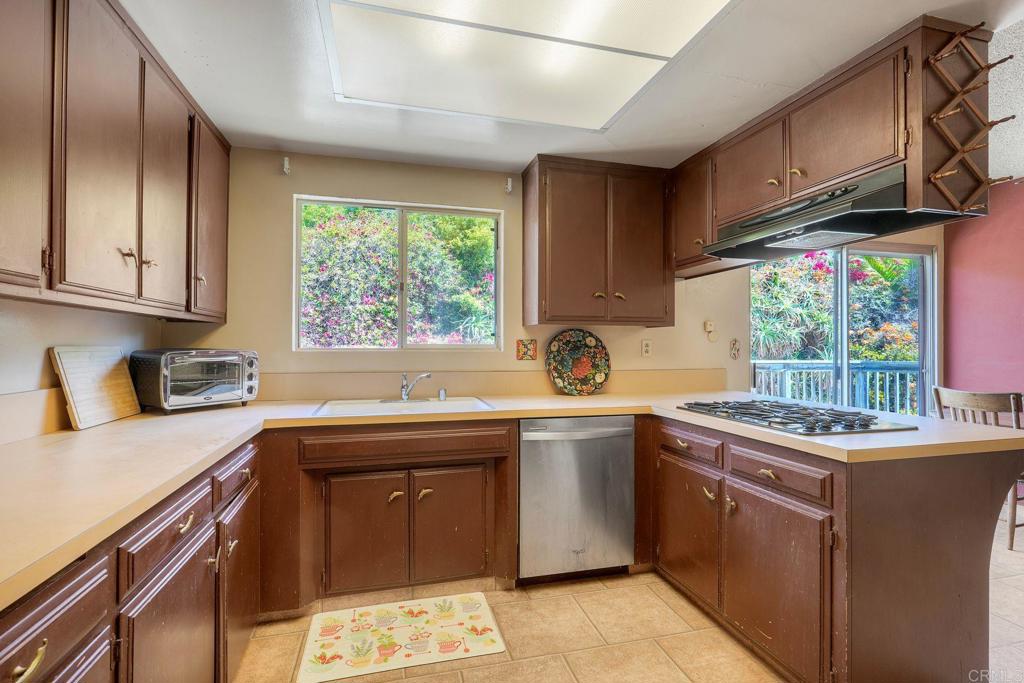 2302 Greenbrier Drive - photo 10