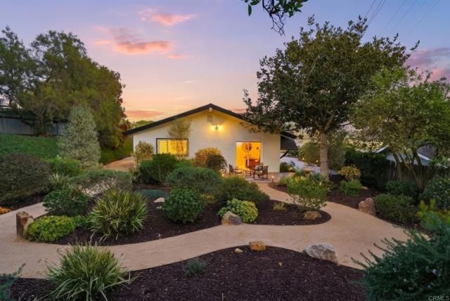 Detail Gallery Image 51 of 69 For 323 Glencrest Dr, Solana Beach,  CA 92075 - 3 Beds | 2 Baths