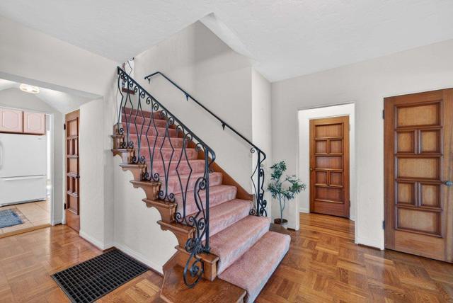 65 Monte Vista Avenue, Watsonville CA: https://media.crmls.org/mediaz/c1fe3eeb-f7bb-4716-9a23-3289dc52d46a.jpg