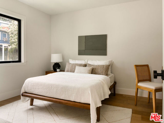 1456 Hepner Avenue, Los Angeles CA: https://media.crmls.org/mediaz/c1ff1515-dc27-4fc8-8de8-e922783c5e79.jpg