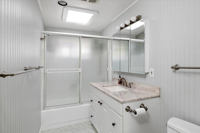 Detail Gallery Image 11 of 17 For 513 Rosemont St, La Jolla,  CA 92037 - 2 Beds | 1 Baths