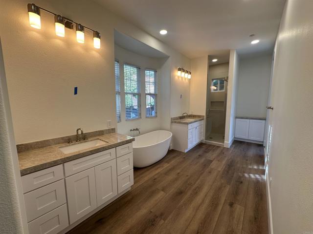 Detail Gallery Image 20 of 53 For 845 Stratford, Encinitas,  CA 92024 - 6 Beds | 4/1 Baths