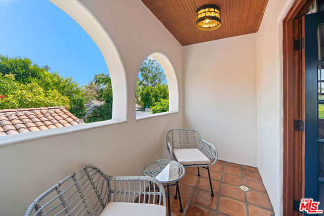588 N Gower Street, Los Angeles CA: https://media.crmls.org/mediaz/c200f68f-7852-4a10-bfa6-d8fac6d21f21.jpg