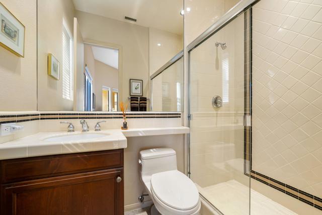 1 Birkdale Circle, Rancho Mirage CA: https://media.crmls.org/mediaz/c2012995-515c-409c-9dec-72778cd68c25.jpg