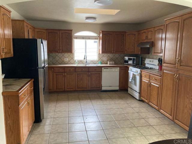 Detail Gallery Image 11 of 35 For 11254 Carretera Ensenada-Tijuana, Villas Cibolas,, –,  CA 22760 - 4 Beds | 4 Baths