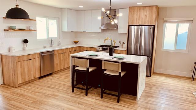 Image 3 of 13 For 7066 Whipple Avenue