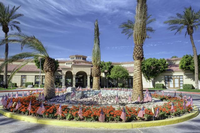 44580 S Heritage Palms Drive, Indio CA: https://media.crmls.org/mediaz/c201a459-a864-4f03-9ed8-eb15cff94dc5.jpg