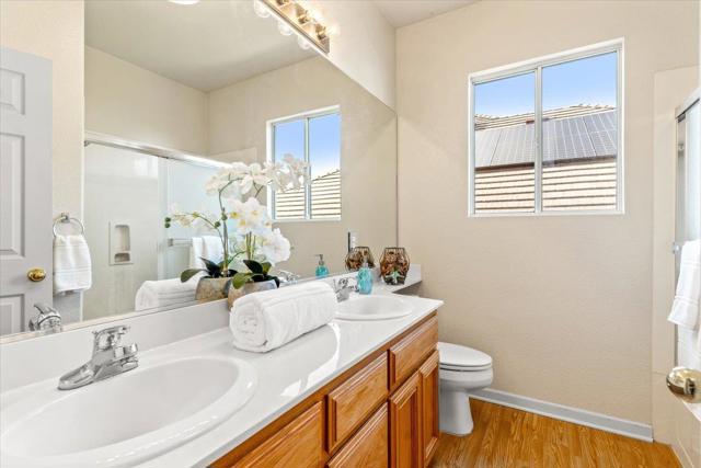 Image 33 of 45 For 4047 Avignon Lane