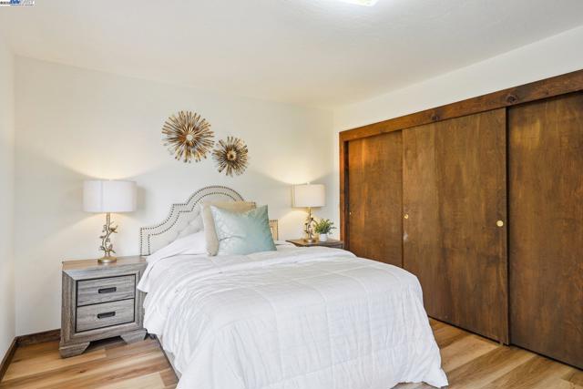 23762 Hutchinson Rd, Los Gatos CA: https://media.crmls.org/mediaz/c20251f5-1e93-4dd2-b905-2e5f268ffbdf.jpg