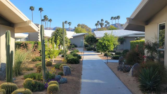 Image 33 of 40 For 37800 Da Vall Drive 15