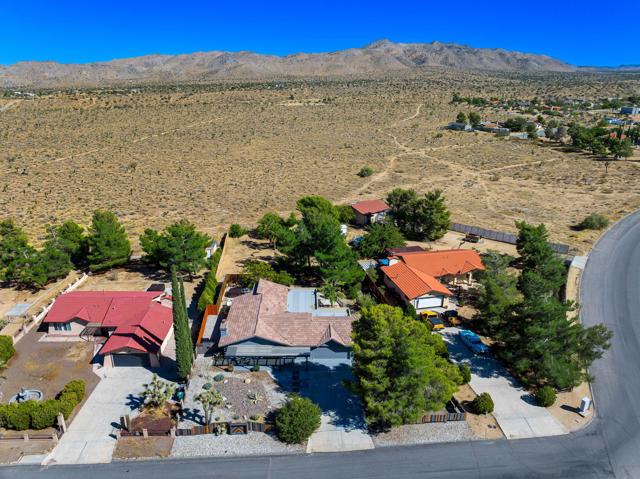 8799 Palomar Avenue, Yucca Valley CA: https://media.crmls.org/mediaz/c202cff4-f3c8-412e-87ba-146d658894ce.jpg