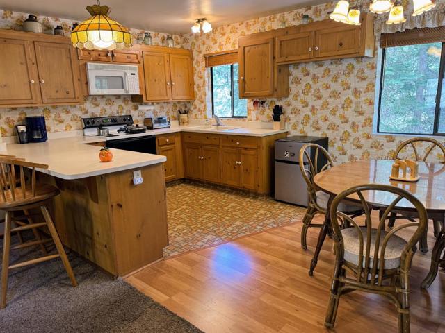 50858 Red Fir Terrace, Soda Springs CA: https://media.crmls.org/mediaz/c203a392-154b-4825-a59d-fc3d06bee467.jpg