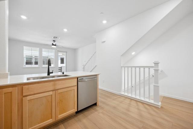 3710 Scribe Way, Castro Valley CA: https://media.crmls.org/mediaz/c2042246-8b64-461e-9336-aa7a40c0dc0b.jpg