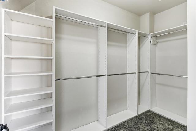 5512 Sagehen Ct, Loomis CA: https://media.crmls.org/mediaz/c2076072-ab3b-4b0a-9d13-d6bb19984c2c.jpg