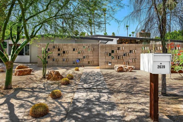 2639 E Livmor Avenue, Palm Springs, CA 92262