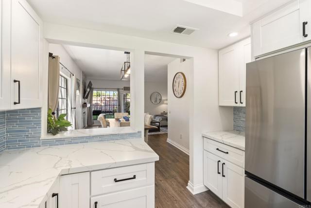 16232 Avenida Venusto, San Diego CA: https://media.crmls.org/mediaz/c209110a-4c0a-464a-a9b6-88b31d3ef8dd.jpg