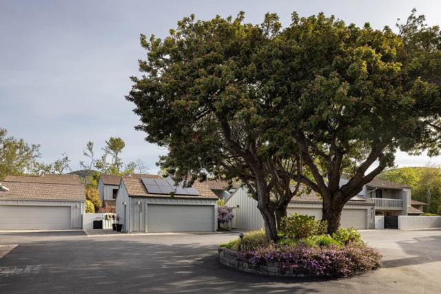 28092 Barn Way, Carmel CA: https://media.crmls.org/mediaz/c2099a34-f6e6-4c93-9d61-e52d52163e08.jpg