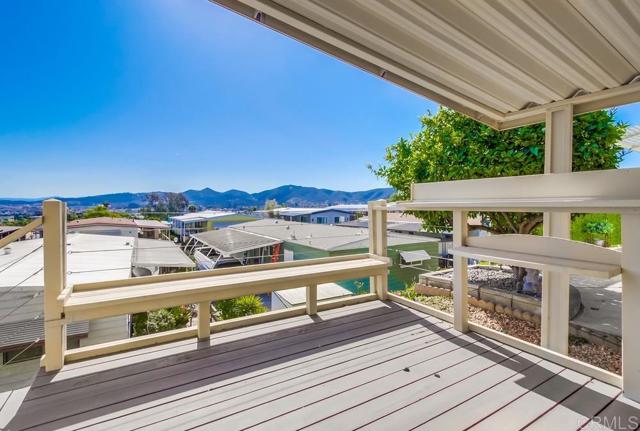 3535 Linda Vista Drive, San Marcos CA: https://media.crmls.org/mediaz/c209a28e-6852-4643-9794-bfb256054363.jpg