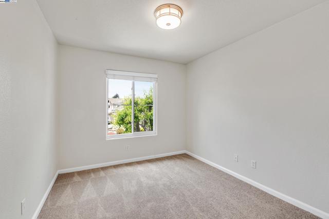 1205 Amber Court, San Leandro CA: https://media.crmls.org/mediaz/c20aff04-e77a-4fd4-8339-3eebe8abeba7.jpg