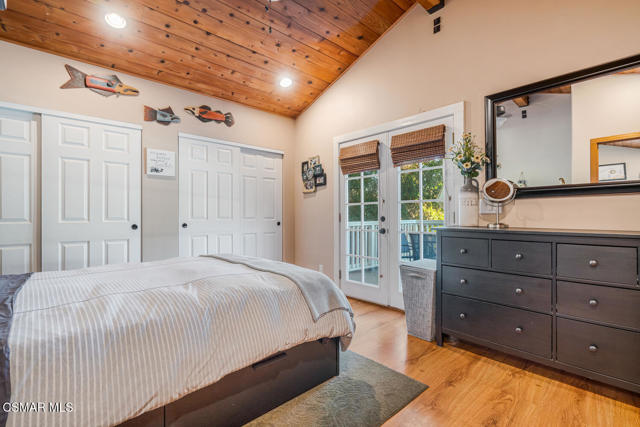 1088 Alta Vista Road, Simi Valley CA: https://media.crmls.org/mediaz/c20b5dbb-fe7b-486e-a5ed-70a8e07c2a72.jpg