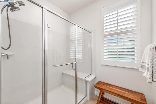 4338 Healdsburg Way, Dublin CA: https://media.crmls.org/mediaz/c20d1cdf-9a05-4de1-9370-6fc11355e26b.jpg