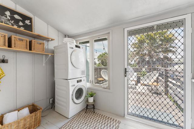 260 Walk Circle, Santa Cruz CA: https://media.crmls.org/mediaz/c20eb3df-9600-4bef-9a30-03133b4fc181.jpg