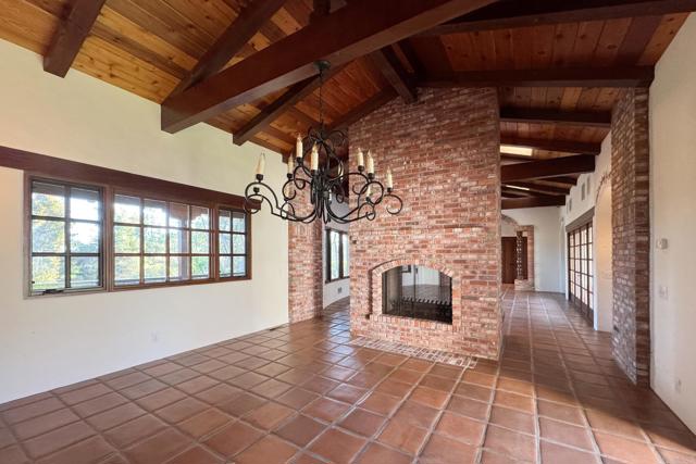 Detail Gallery Image 15 of 63 For 5443 Calzada Del Bosque, Rancho Santa Fe,  CA 92067 - 4 Beds | 3/1 Baths