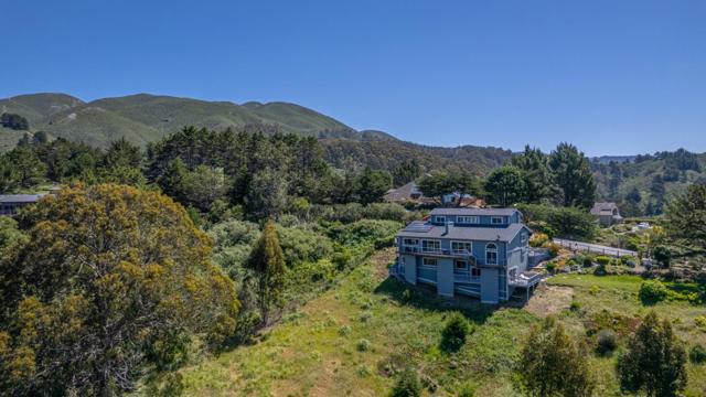 770 Alta Vista Road, Montara CA: https://media.crmls.org/mediaz/c2111c05-c220-4ea4-80f3-9f0ad8018142.jpg