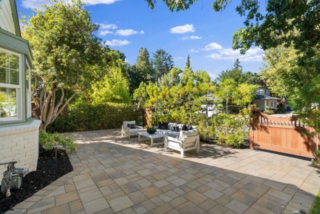 1730 Guinda Street, Palo Alto CA: https://media.crmls.org/mediaz/c211b422-d20a-4da0-9122-877c79e8354a.jpg