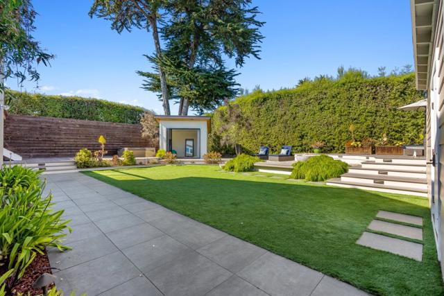 2200 Dolphin Drive, Aptos CA: https://media.crmls.org/mediaz/c2125a42-63a5-45be-926d-6979d3146a0b.jpg