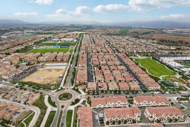 1709 Santa Carolina, Chula Vista CA: https://media.crmls.org/mediaz/c2133ab0-9c40-458e-aabc-fdd45554db1c.jpg