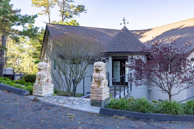 100 Cypress Way, Carmel CA: https://media.crmls.org/mediaz/c213447a-4709-4b84-9ad0-199b95e4722b.jpg