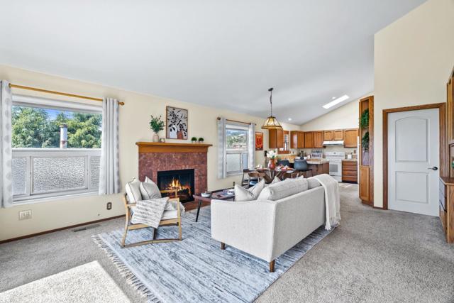 118 Zils Road, La Selva Beach CA: https://media.crmls.org/mediaz/c213c5a9-6ada-4c2e-8c35-b80bf03bacbb.jpg