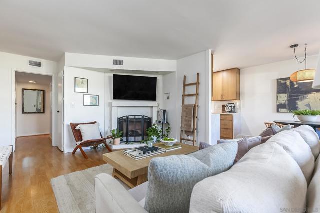 3845 Groton St, San Diego CA: https://media.crmls.org/mediaz/c2154df8-e5e9-453a-bae2-f1581ba79651.jpg