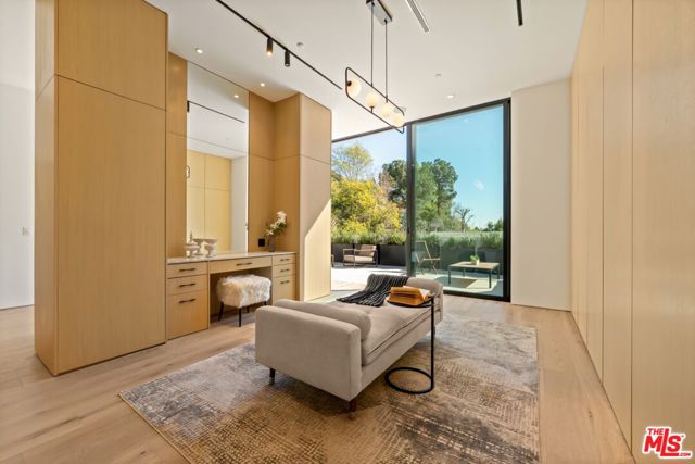 Drew Fenton | 1508 Roscomare Road Los Angeles CA | MLS: 7684488