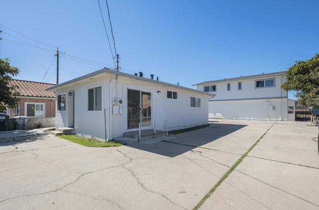903 Rider Avenue, Salinas CA: https://media.crmls.org/mediaz/c2180fa9-391b-4b67-9f77-88980152fc5f.jpg